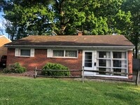 Building Photo - 2705 Arletta St