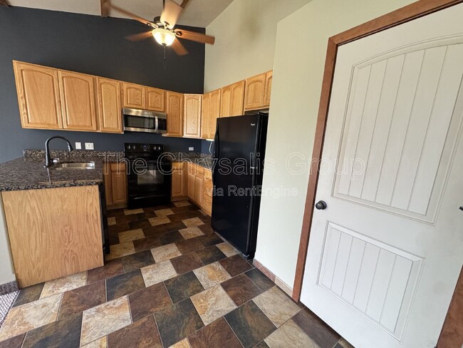 Building Photo - 777 N 3029th Rd