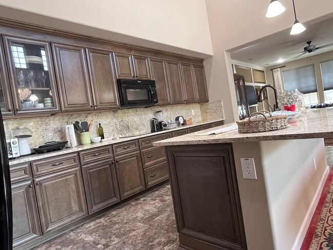 Building Photo - 18510 N 94th St