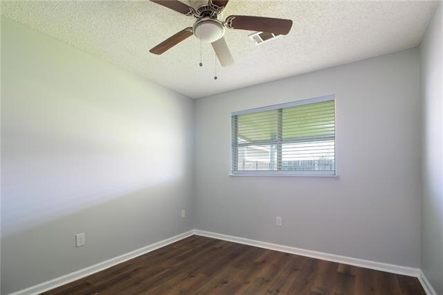 Building Photo - 24 Oxford Dr