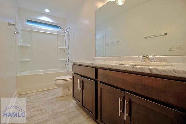 Building Photo - 432 Fairview Cir