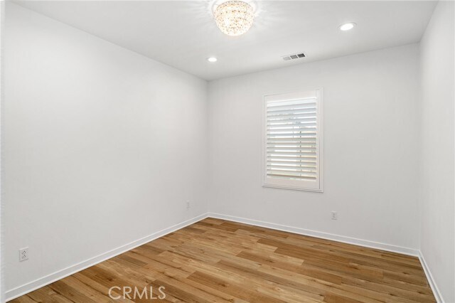 Building Photo - 947 Aurora Ln