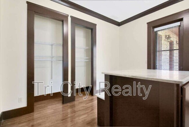 Building Photo - 250 Moss Creek Walk