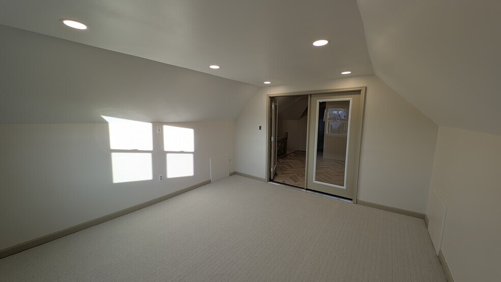 3rd floor bedroom 1 - 347 Spahr St