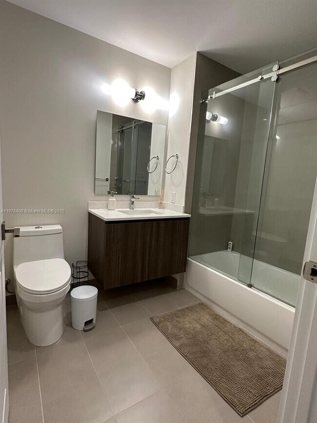 Building Photo - 1938 Jackson St