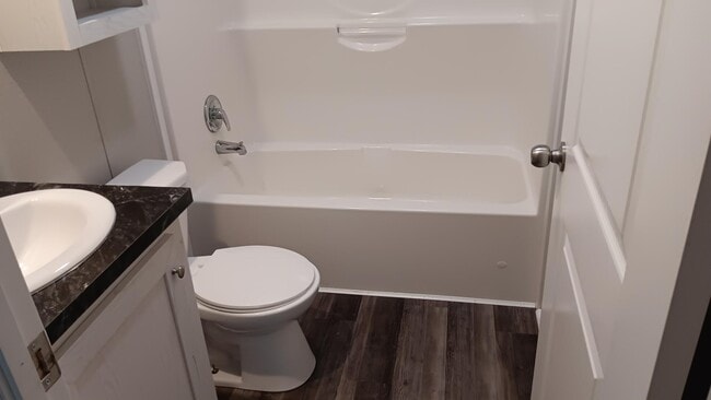 Building Photo - 3617 N Grand Ave E