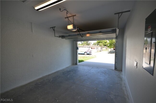 Building Photo - 2188 Barker Blvd
