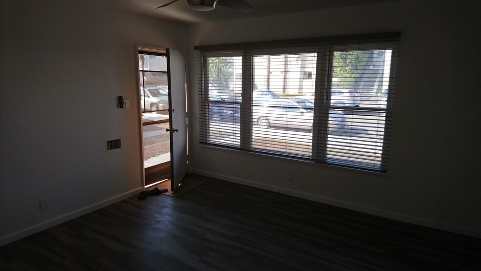 LIVING ROOM STREET VIEW - 738 Hill St