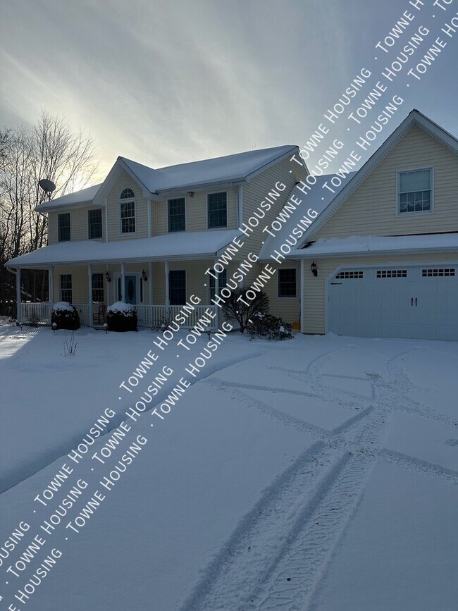 Building Photo - 13573 Schang Rd