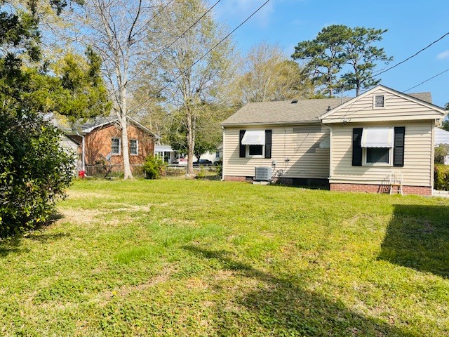 Building Photo - 227 Kenneth Blvd