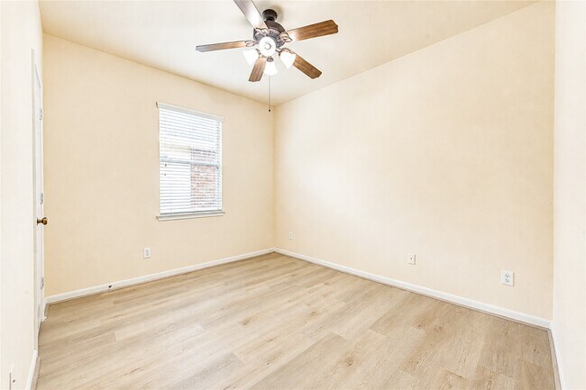 Building Photo - 7419 Sabinal Creek Dr