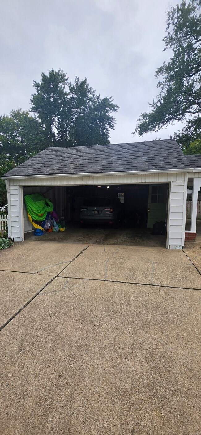 Building Photo - 4533 Mackall Rd