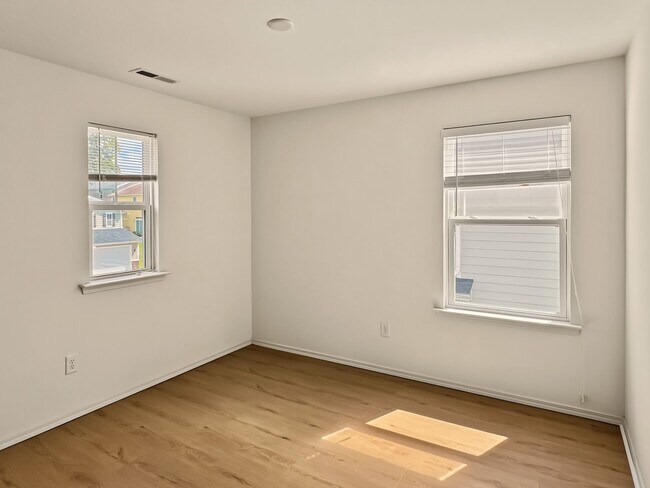 Building Photo - 5417 Black Maple Dr