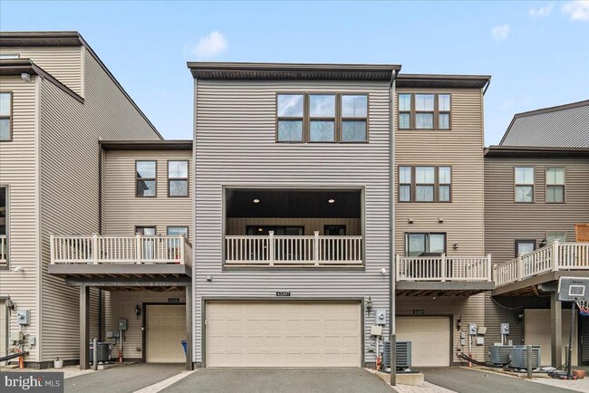 Building Photo - 43387 Charitable St