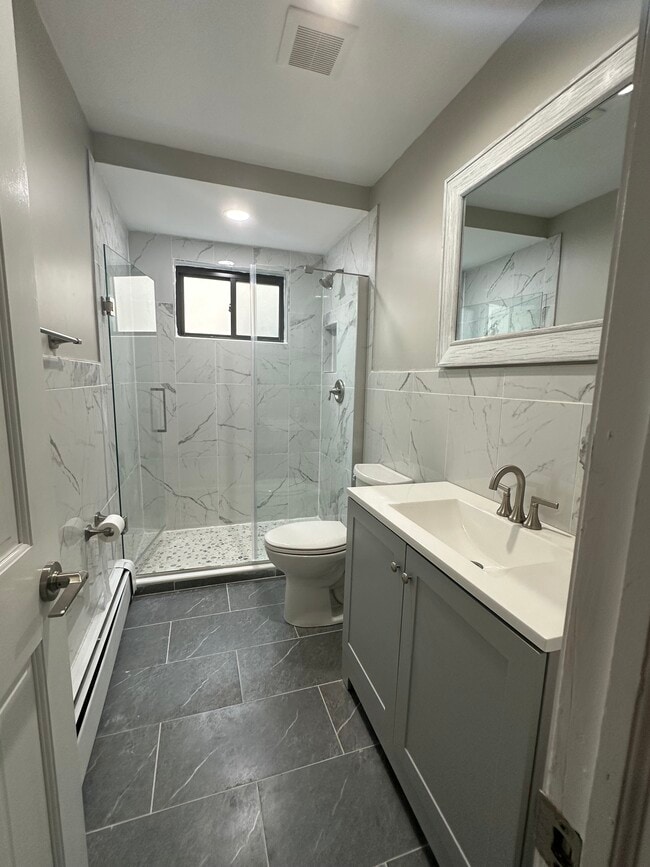 Building Photo - 312 Elverton Ave