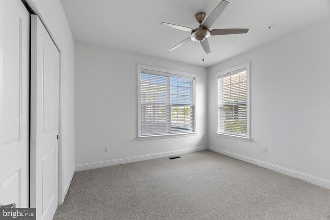 Building Photo - 906 Moorings Cir
