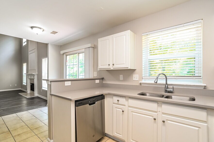 Building Photo - 7424 Baylor Way Ct