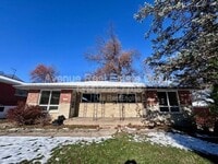 Building Photo - 8819 McNulty Dr