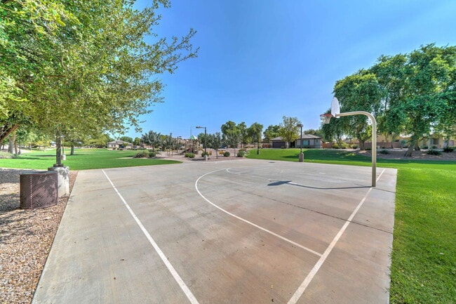 Building Photo - 4221 S Danyell Dr