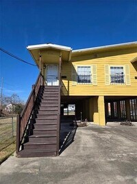 Building Photo - 3135 N Dorgenois St