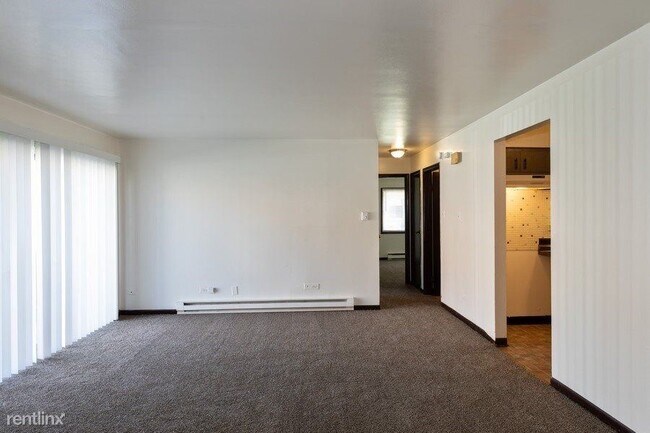 Building Photo - 1913 Canal St