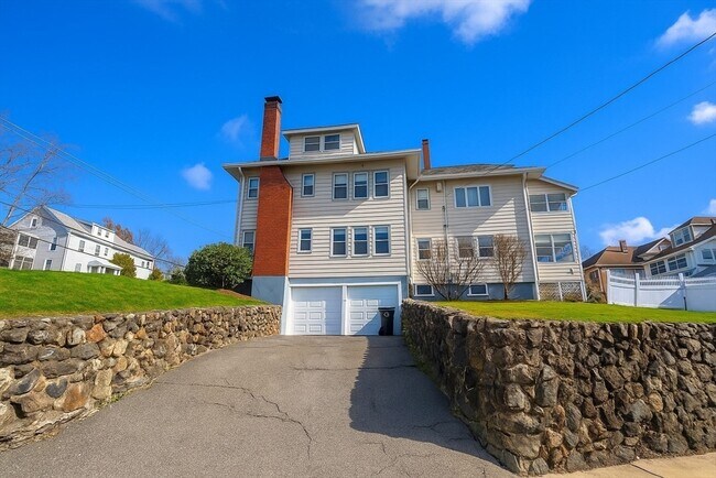 Building Photo - 86 Palfrey Rd