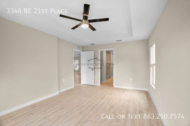 Building Photo - 3346 NE 21st Pl