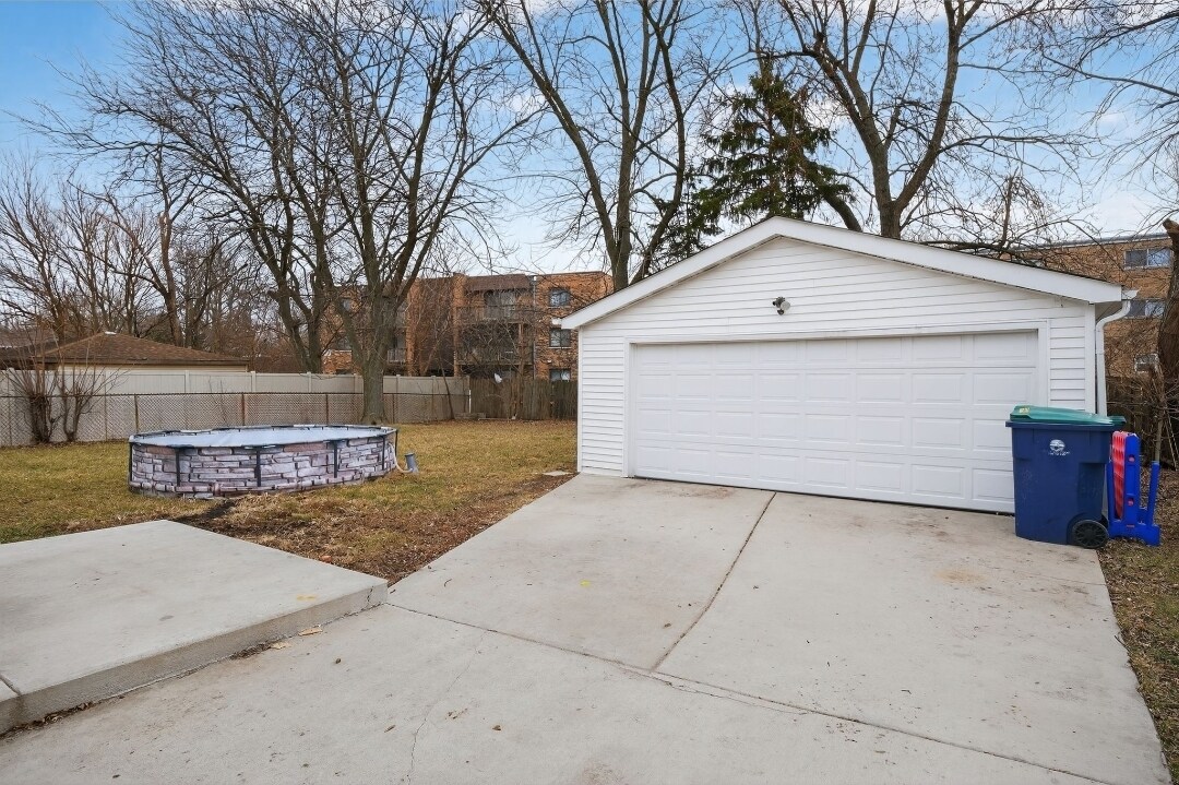 Building Photo - 4107 Applewood Ln