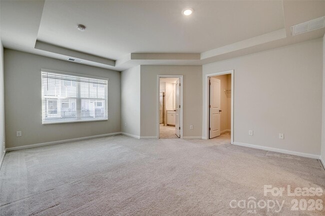 Building Photo - 807 Gable Oak Ln