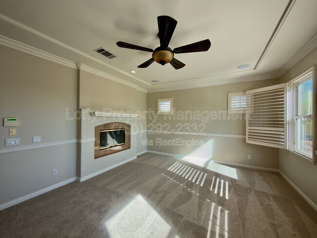 Building Photo - 13073 Dressage Ln