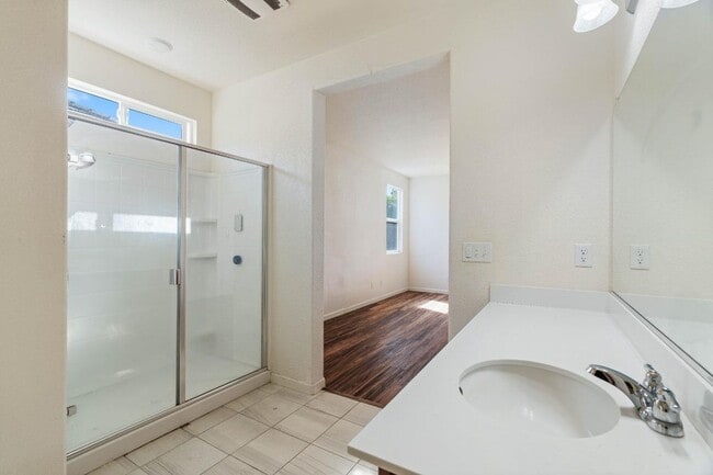 Building Photo - 3760 Orbison Ln