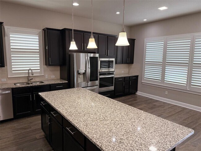 Building Photo - 3750 E Palm Valley Blvd