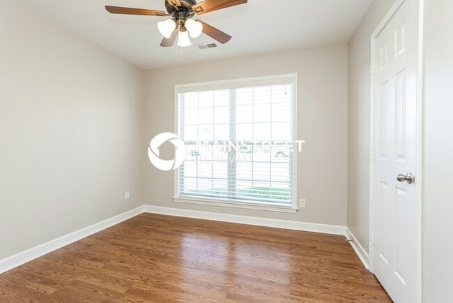 Building Photo - 3 Bedroom Pet-Friendly Home in Thompson's ...