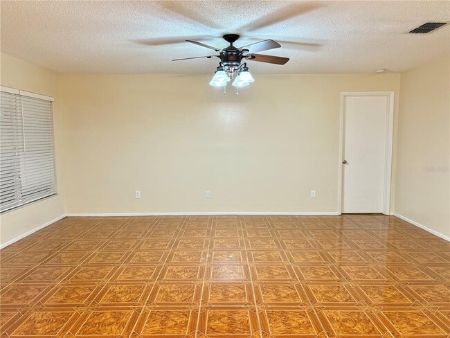 Building Photo - 5305 Flying Eagle Ln