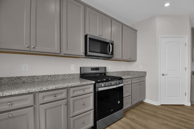 Building Photo - 1303 Theodore Dr