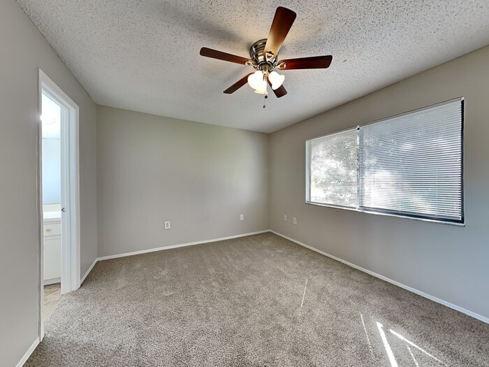 Building Photo - 1388 Bramblewood Dr
