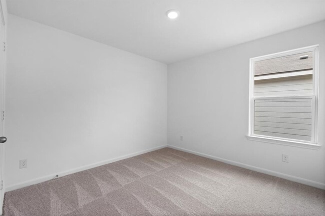 Building Photo - 205 Fairlawn Wy