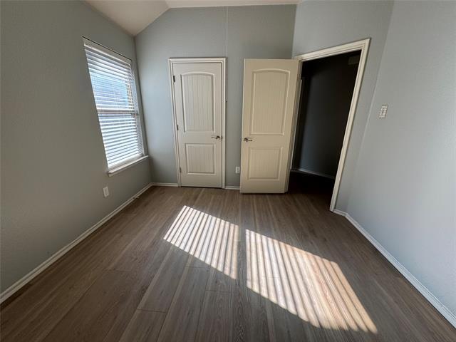 Building Photo - 824 Baltusrol Dr