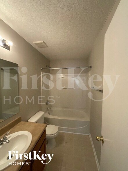 Building Photo - 5026 Oak Pasture Ln