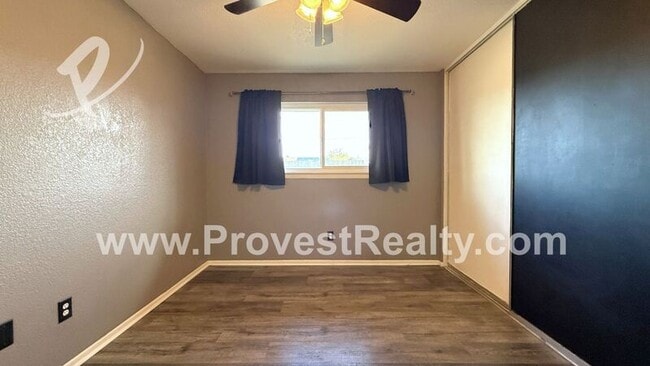 Building Photo - 15577 Tacony Rd