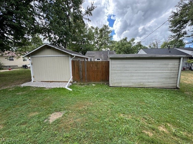 Building Photo - 791 Mannering Rd