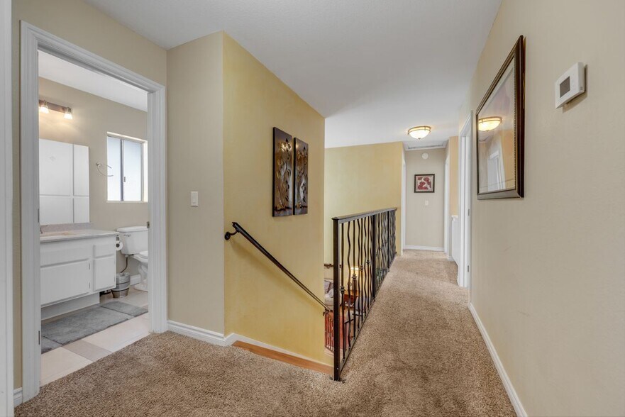 Building Photo - 3225 Mountain Spring Rd