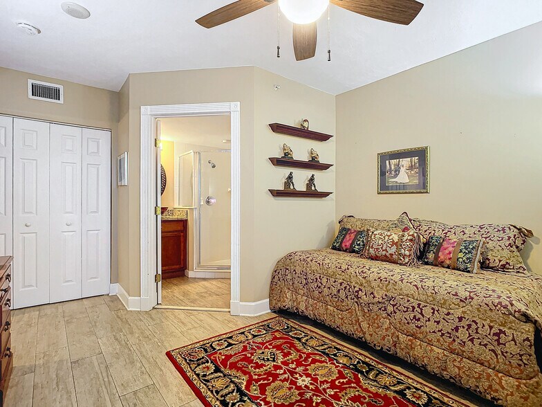 fourth bedroom - 2055 S Atlantic Ave