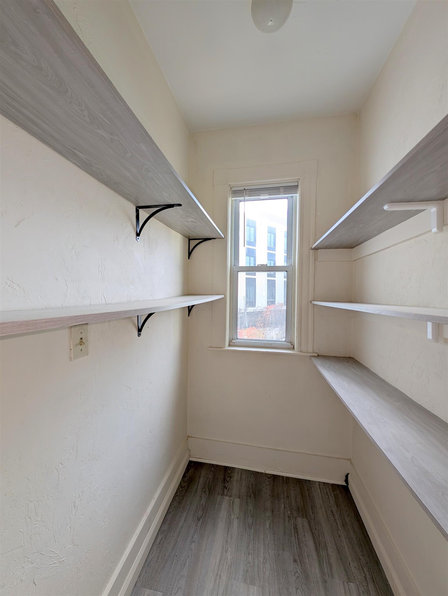 Building Photo - 61 Webster Ave