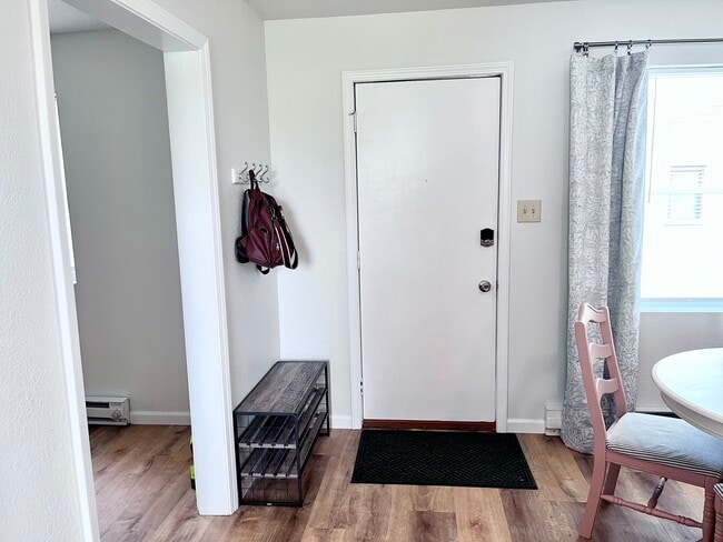 Building Photo - Rocky Court