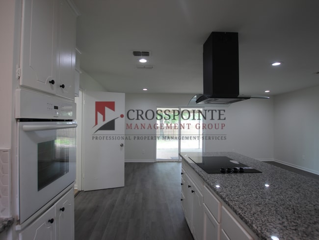 Building Photo - COMING SOON! 3 Bed 2 Bath Home in South Tyler! Tour Today!