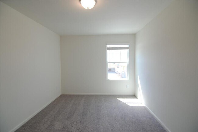Building Photo - 1033 Lacebark Pne Ln