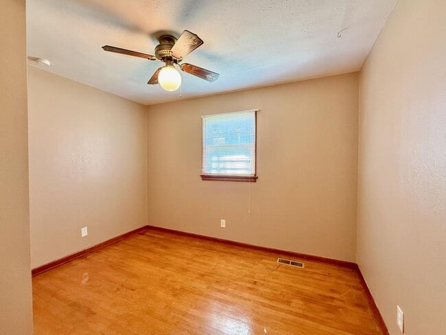 Building Photo - 180 Decatur St