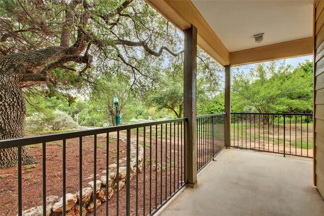 Building Photo - 2320 Gracy Farms Ln