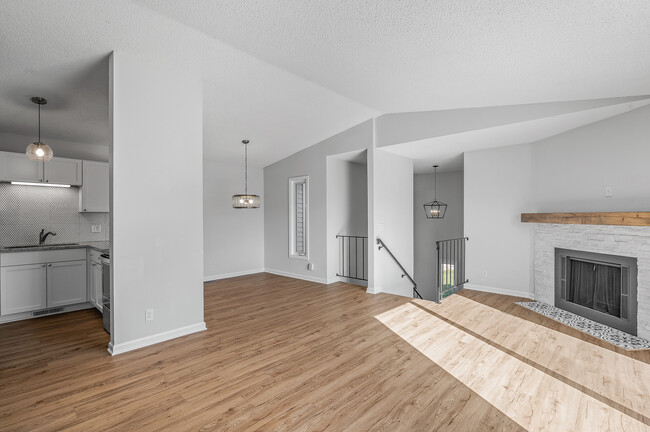 Building Photo - 2482 Cobble Hill Alcove